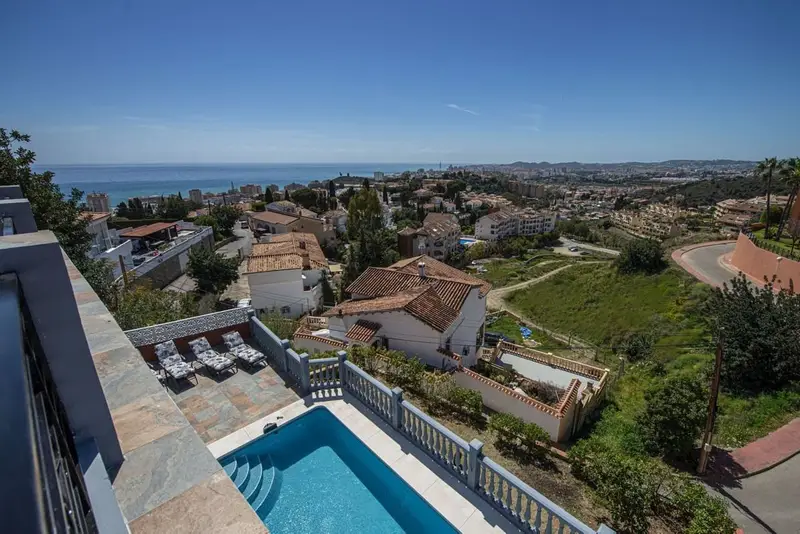Chalet con Vistas al Mar en Torreblanca Malaga