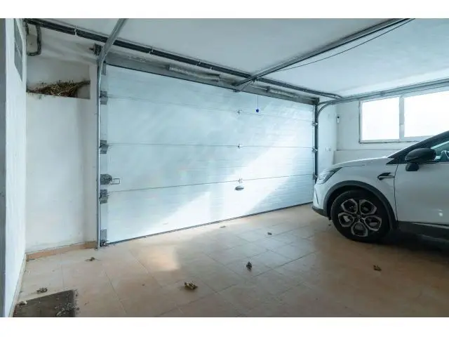 Chalet en Venta en Carral Amplio con Garaje y Posibilidad de Ampliacion