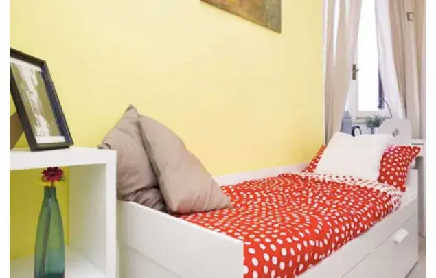 Alquiler Apartamento 6 Dormitorios Madrid 3-24 Meses