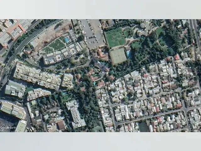 Dos Edificios en Las Rozas 5910m2