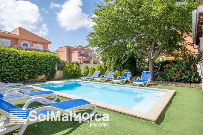 Villa 5 Dormitorios en Venta Alcudia Lujosa Cerca Playa