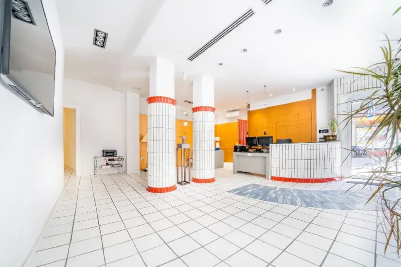 Venta Local Comercial Granollers 500m2