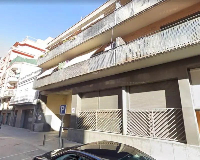 Garaje en Venta en Badalona 22m2 Rafael de Casanovas