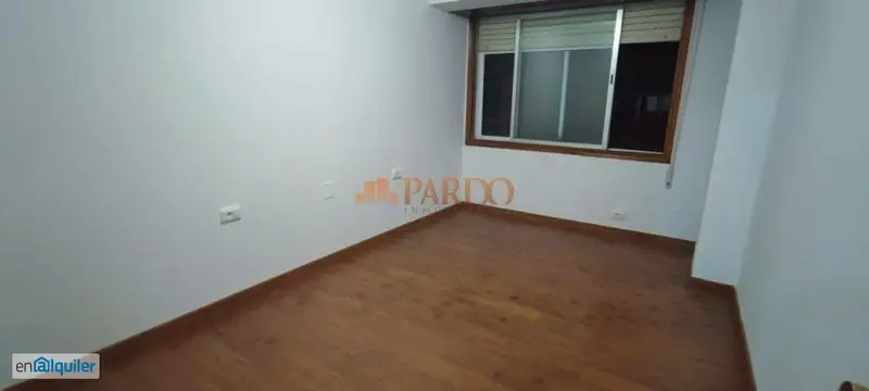 Pso para alquiler en Neda con 3 habitaciones, 1 baño y terraza