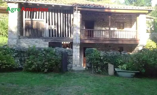 Venta  de Casa restaurada con cuadra anexa en Asturias