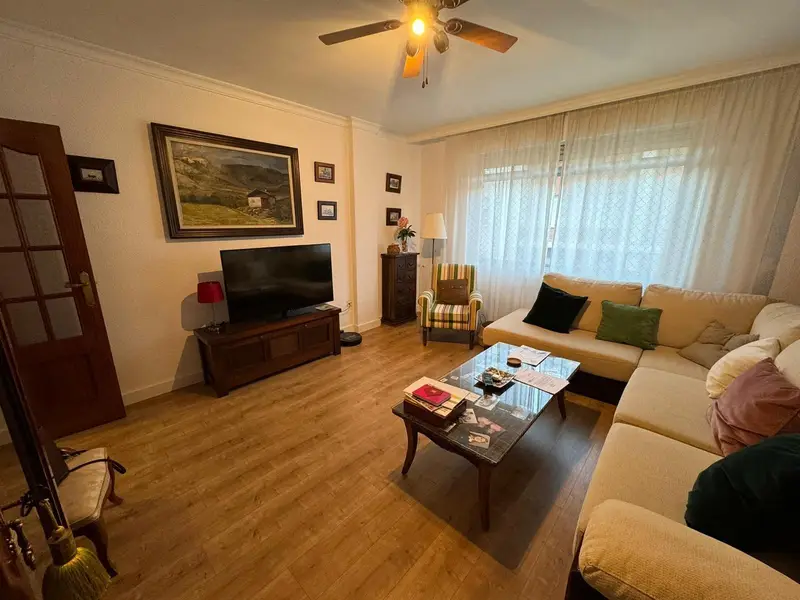 Venta Piso 140m2 Centro Badajoz  4 Dorm 2 Baños