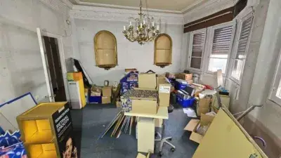 Piso en Venta Avilés 120m2  Para Reformar 3 Dormitorios