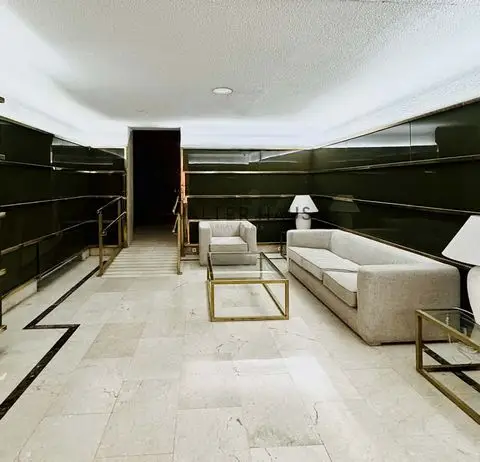 Piso en Venta en Rios Rosas Madrid con Garaje Piscina y Trastero