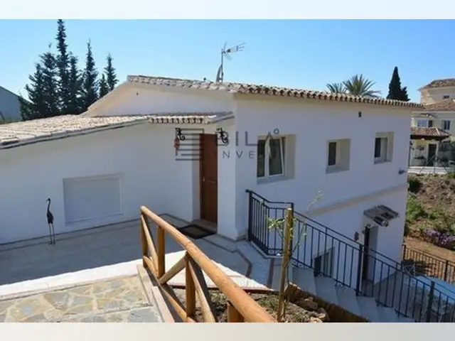 Casa Villa 4 Dormitorios Marbella Vistas al Mar