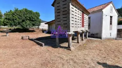 Casa en venta en Santa Cruz  Piedra tradicional con hórreo