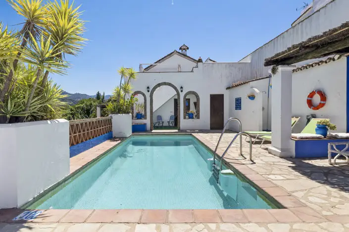 Villa de Lujo con 9 Dormitorios en Venta