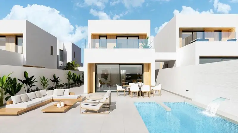 Villa de Lujo en Aguilas con 3 Dormitorios y Piscina
