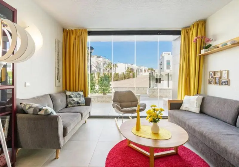 Bungalow 2 Dormitorios Torrevieja Jardin 253m2 Jacuzzi