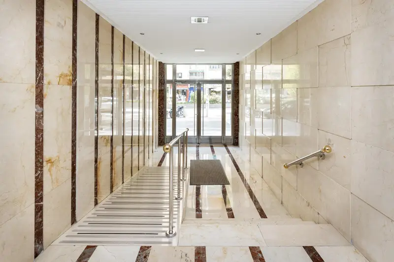 Venta Piso Reformado Centro Granada 4 Dormitorios 2 Baños