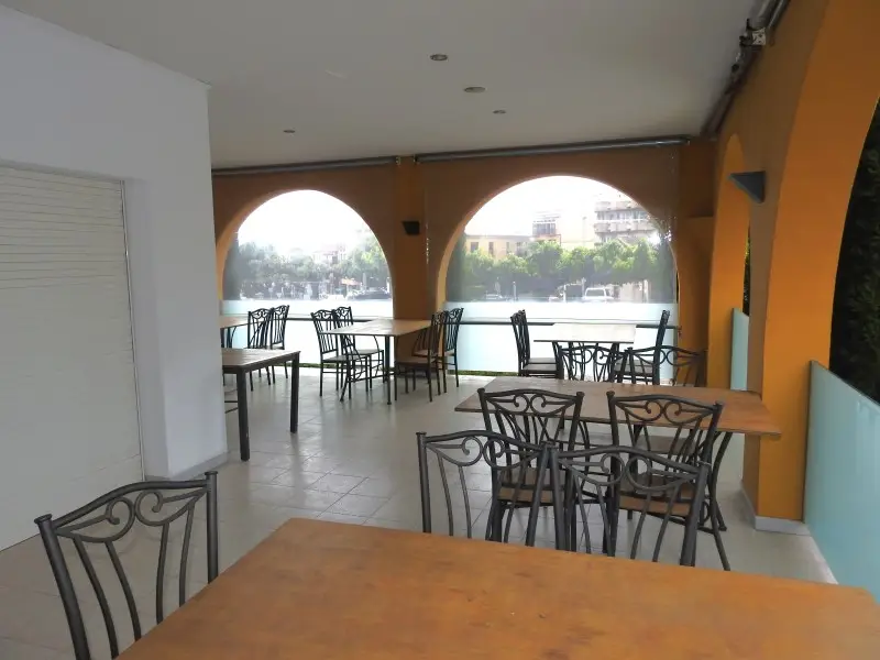 Venta Local Comercial Torroella de Montgri Restaurante Equipado