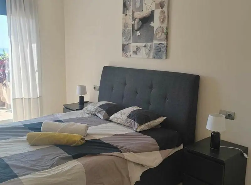 Apartamento en alquiler en Centro, Estepona, Málaga
