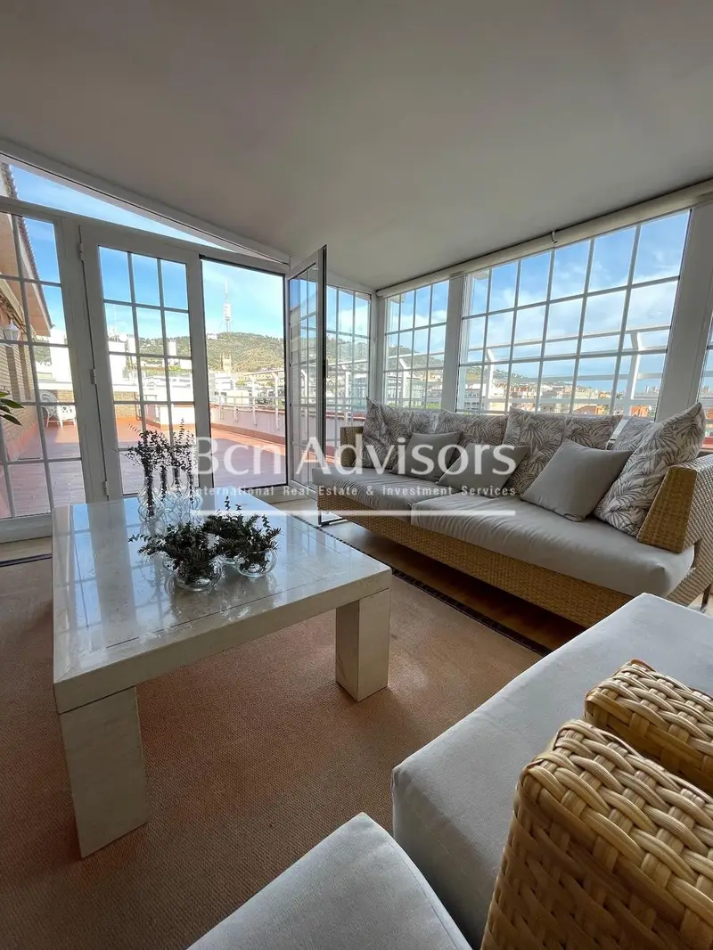 Ático Dúplex con Terraza y Vistas en Sarrià