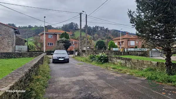 Casa en Santa Maria de Cayon Cantabria con Garaje y terreno