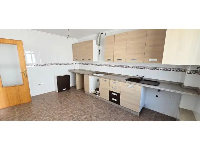 Bungalow Adosado en Salinas Alicante con Garaje y Terraza