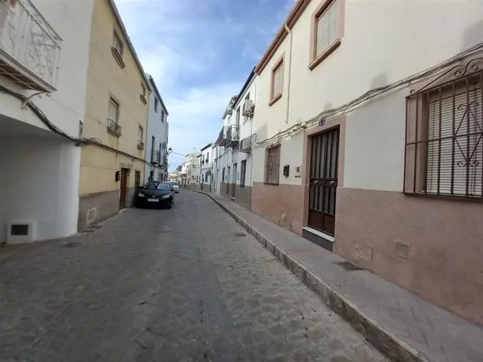 Casa adosada 4 dormitorios Martos Jaen