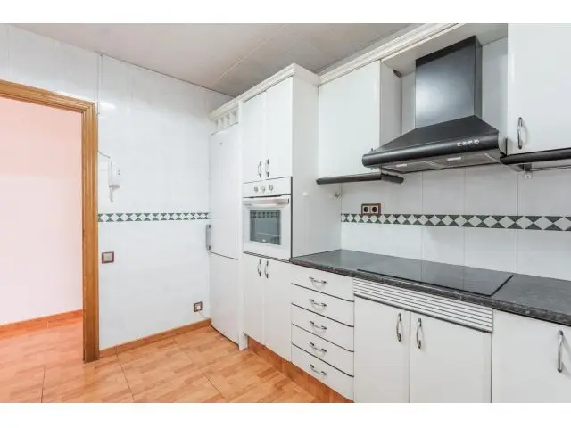 Piso en Montmeló 3 Dormitorios 50m2 Salón Balcón Patio