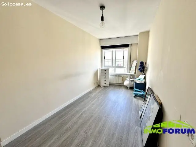 Piso en Venta A Coruña Tres Dormitorios Dos Baños Garaje Opcional