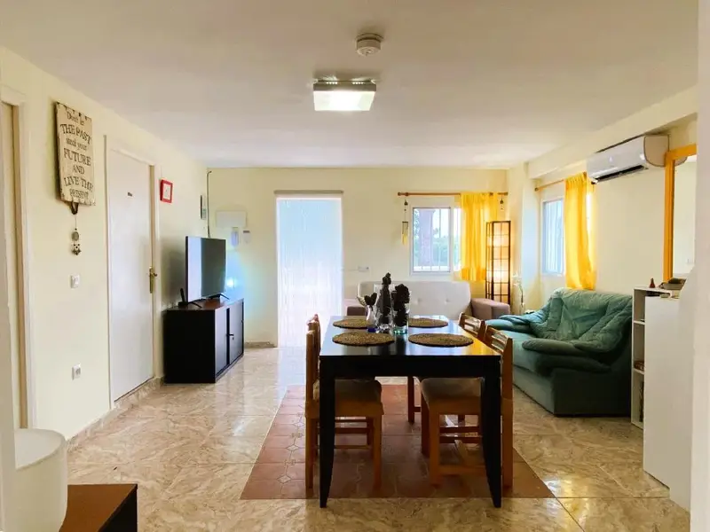 Casa Reformada Godelleta 2 Dormitorios Piscina Barbacoa