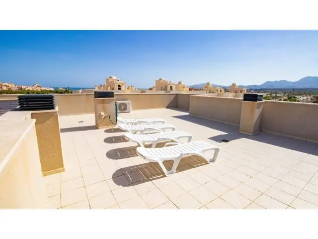 Bonito Atico En Esquina Con Gran Terraza Solarium Y Vistas A La Sierra Del Aguilon