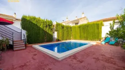 Chalet en Venta Cajuela 5 Dormitorios 3 Baños Piscina Garaje