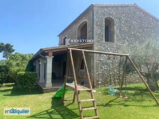 Casa en Son Servera con Piscina y Garaje