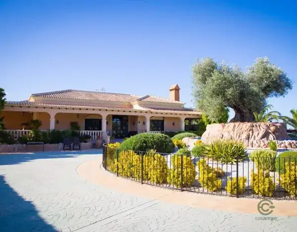 Villa de Lujo en Santa Pola Alicante 7 Dormitorios Piscina Privada