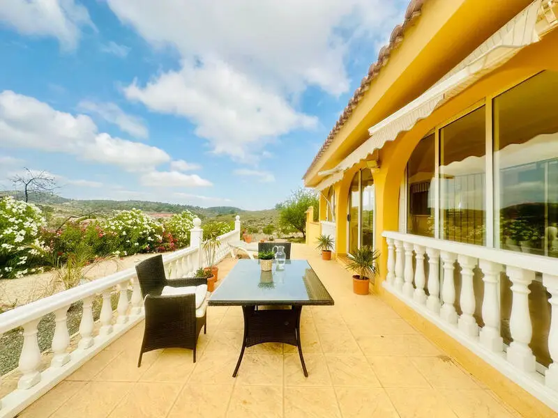 Villa de Lujo 3 Dormitorios Piscina Privada Vistas Impresionantes