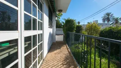 Chalet en Venta Montecarmelo con Piscina y Jardin