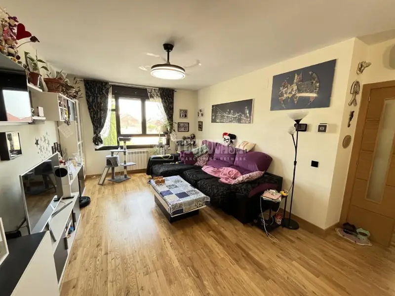 Piso en venta Loeches 131m2 2 dormitorios 2 baños garaje trastero
