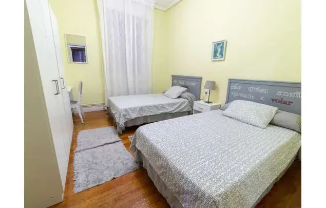 Apartamento Vintage Amueblado en Bilbao 3 Dormitorios