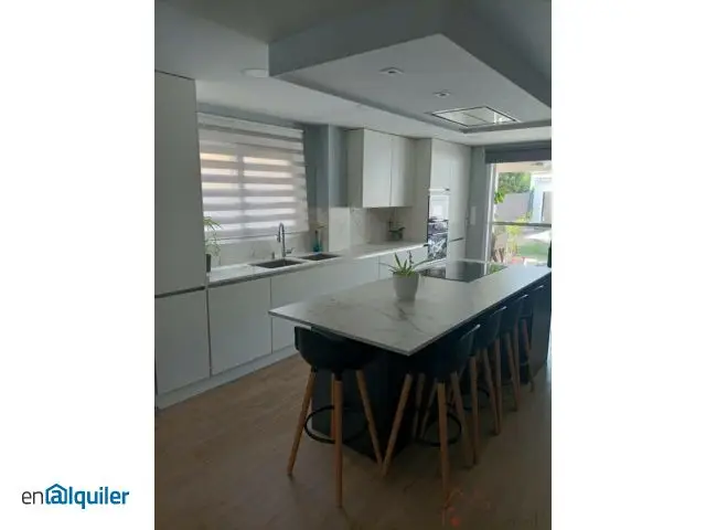 Alquiler Casa Amueblada Rascanya con Piscina y Trastero