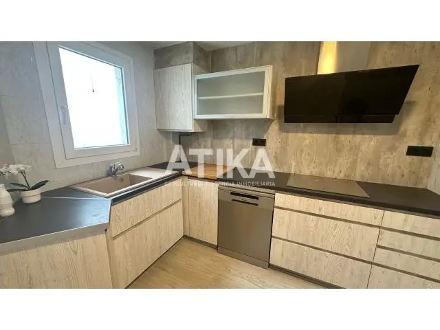 Piso Reformado con Terraza Privada en Ontinyent
