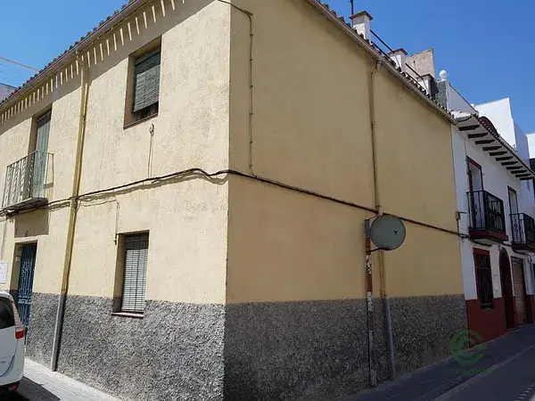 Casa Esquina para Reformar o Demoler 001ha