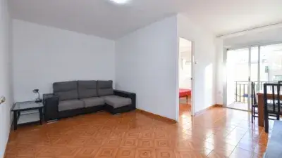 Piso en venta en Granollers: 3 habitaciones, terraza y céntrico