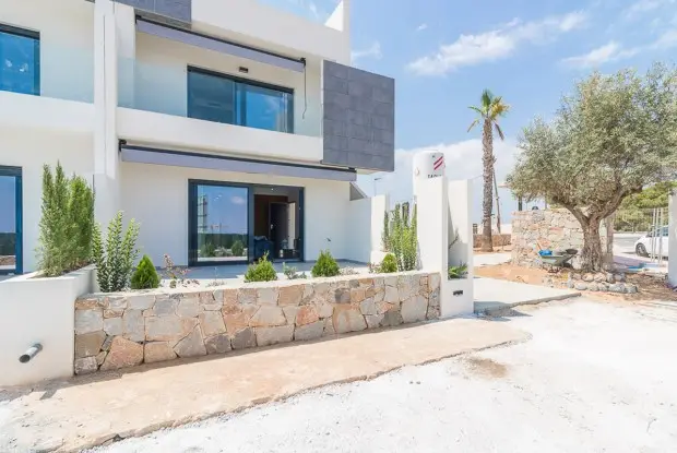 Bungalow 3 Dormitorios en Los Balcones Costa Blanca