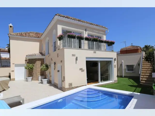 Villa de Lujo 3 Dormitorios Marbella
