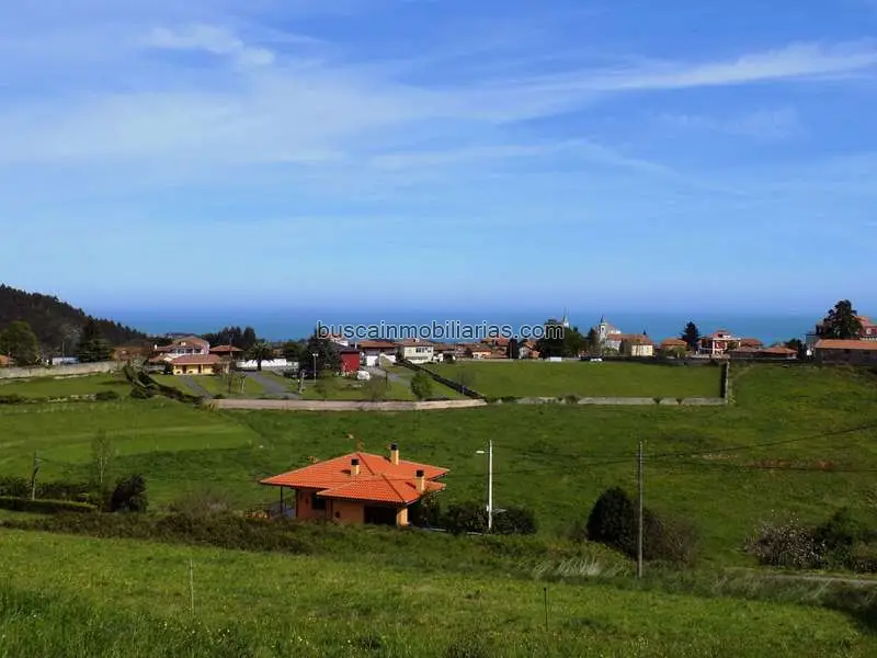 Parcela en Venta en Pueblo Ejemplar de Asturias