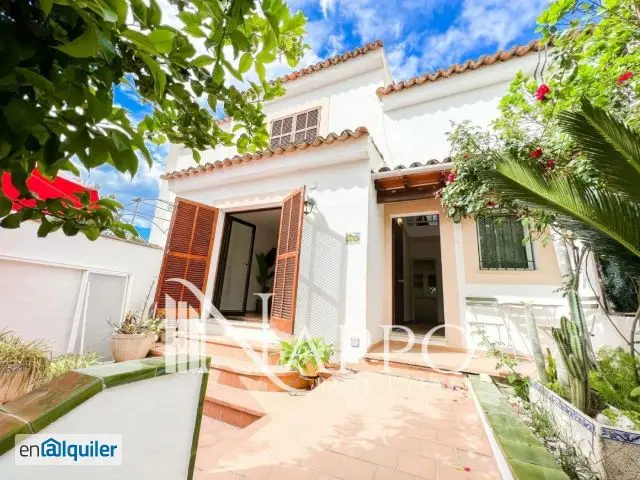 Alquiler casa amueblada San Agustin 3 dormitorios 2 baños terraza