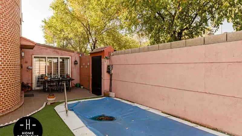Chalet 10 dormitorios Canillejas Madrid