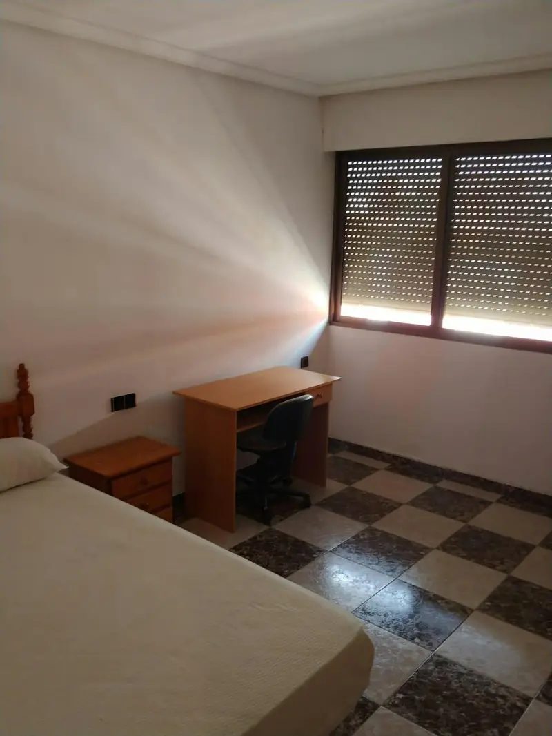 Habitacion Alquiler Cerca UCAM Murcia Estudiantes Profesionales