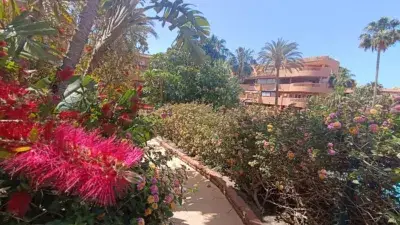 Piso en Venta 3 Dormitorios 2 Baños Garaje Terraza