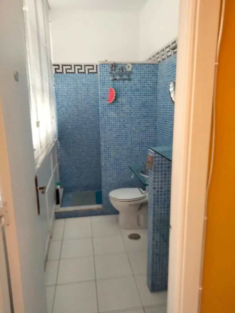 Piso en venta en Cadiz: 5 habitaciones, amplio salon, 121m2