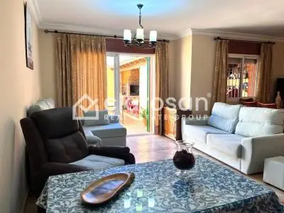 Casa Adosada en Coin Málaga 3 Dormitorios 2 Baños Piscina Jardín