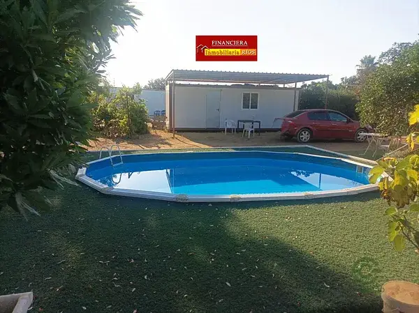 Parcela Rustica en Alcalá de Guadaira con Piscina