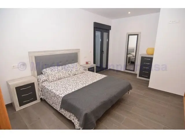 Atico en Boiro Cimadevila 100m2 3 habitaciones 2 baños terraza garaje